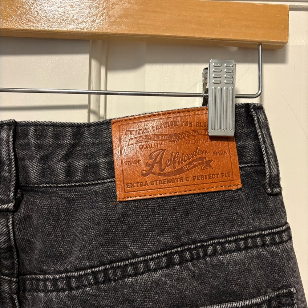 Aelfric Eden black skater high rise wide leg denim jeans size 26 2 - Picture 6 of 9